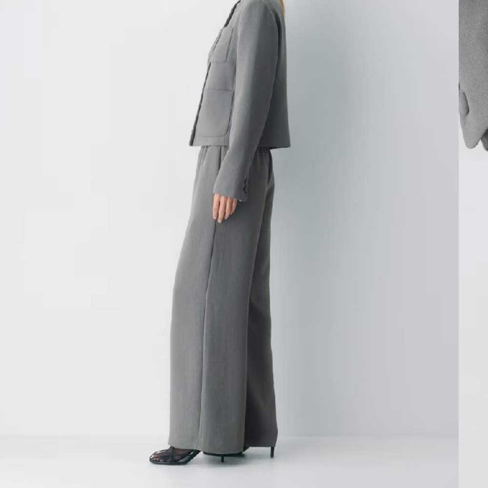 Aritzia Lodge Pant- Coal Gray - Picture 2 of 5